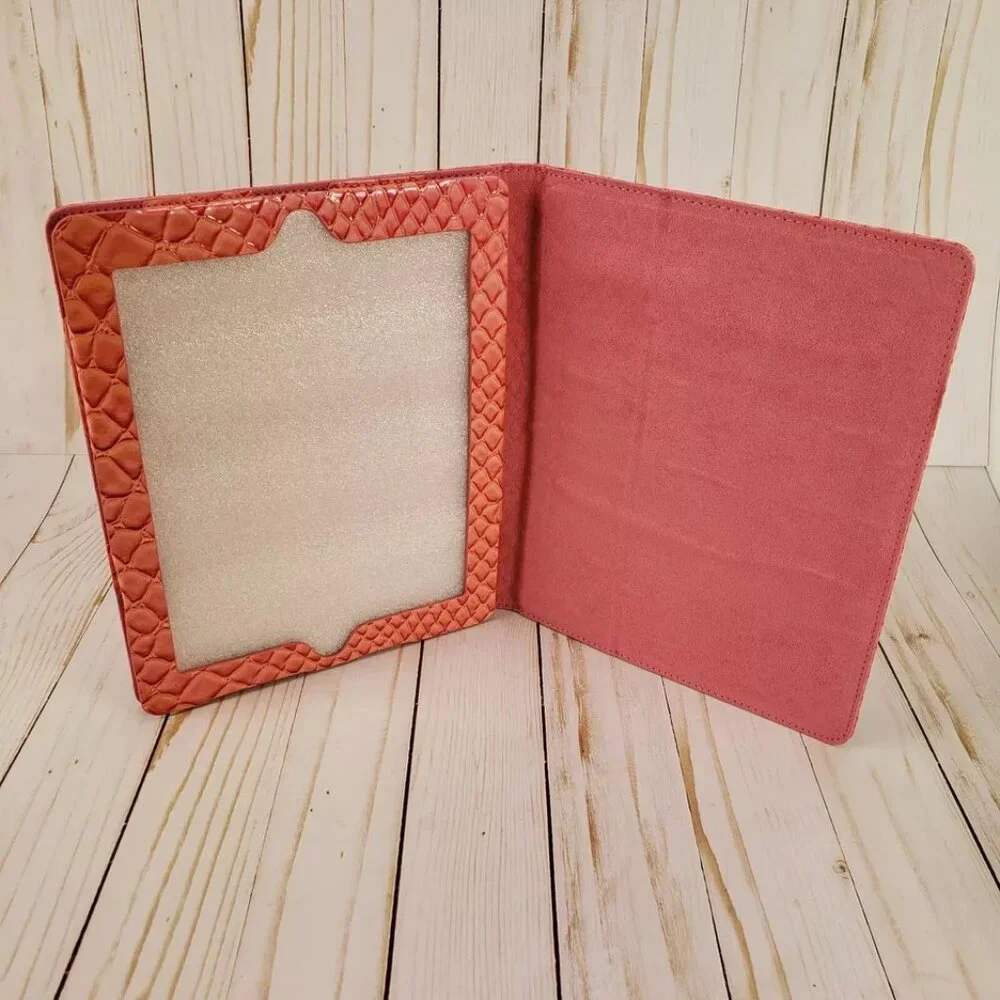 NIB Conair Travel Smart iPad Tablet Carrying Case PU Leather Crocodile Texture